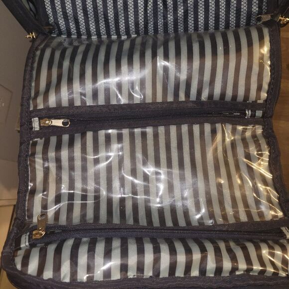 London Fog Calypso Carry On Luggage Travel Bag Suitcase Navy Blue - Picture 12 of 16